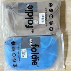 NWT! Foldie Crossbody Bags Azur & Beige